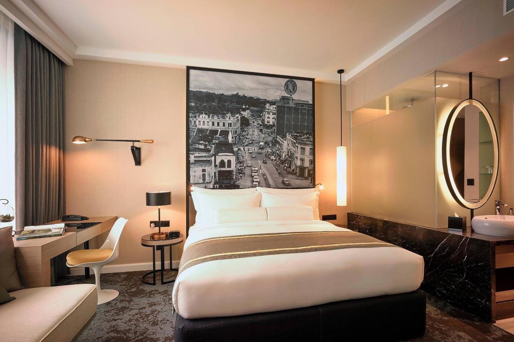 Hotel Stripes Kuala Lumpur, Autograph Collection Экстерьер фото Deluxe Room