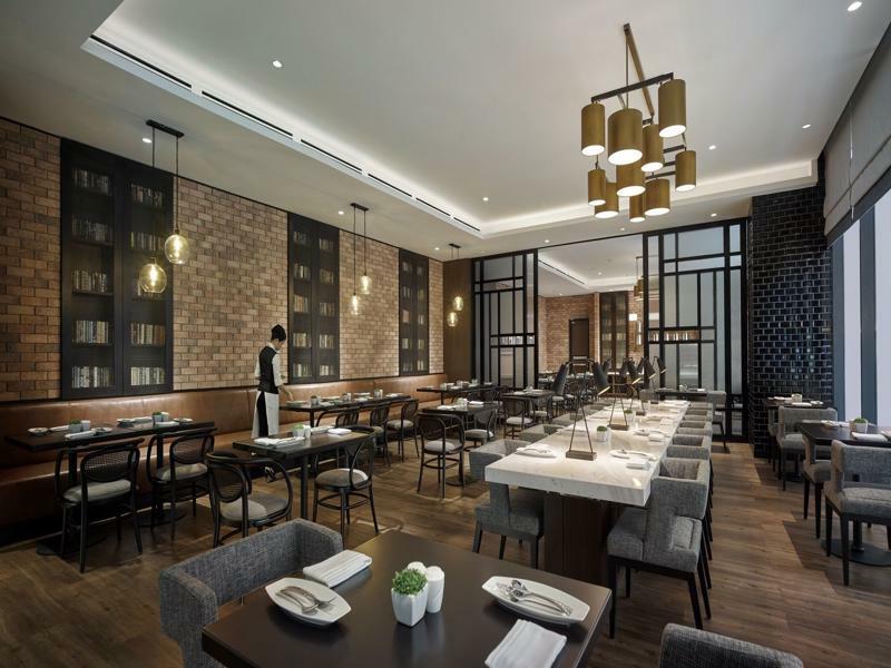 Hotel Stripes Kuala Lumpur, Autograph Collection Экстерьер фото The interior of the restaurant