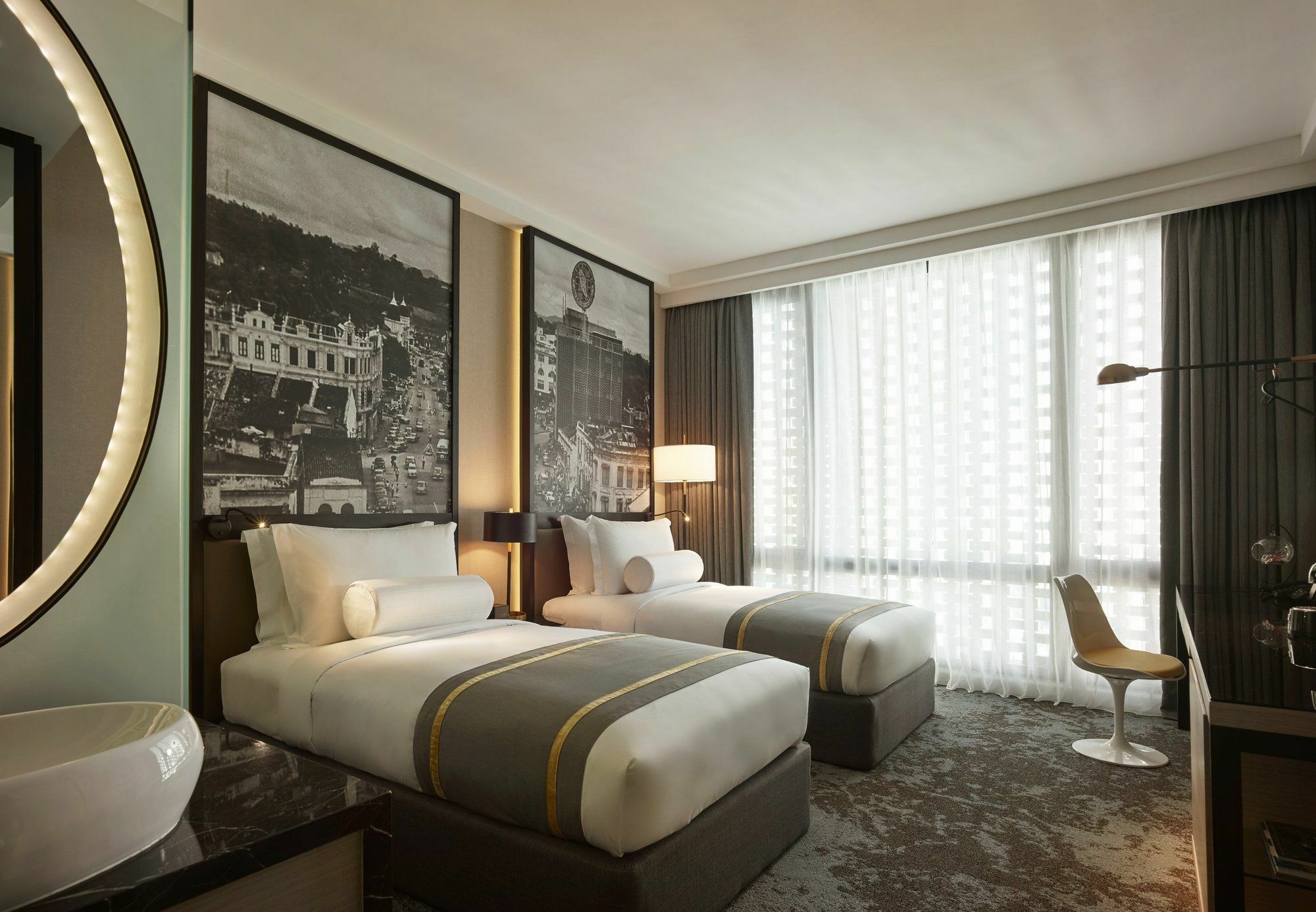 Hotel Stripes Kuala Lumpur, Autograph Collection Экстерьер фото Deluxe Room