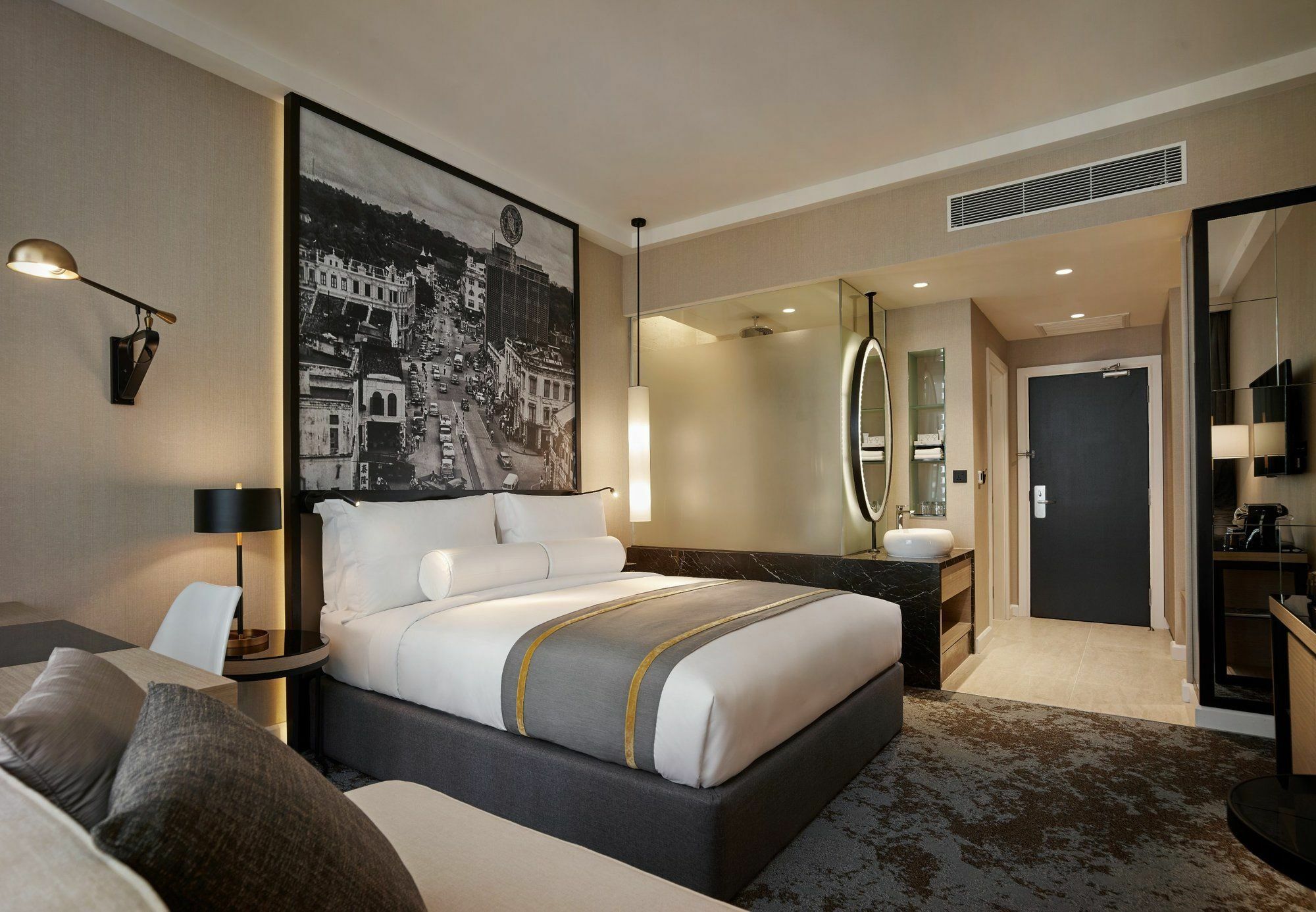Hotel Stripes Kuala Lumpur, Autograph Collection Экстерьер фото Deluxe Room
